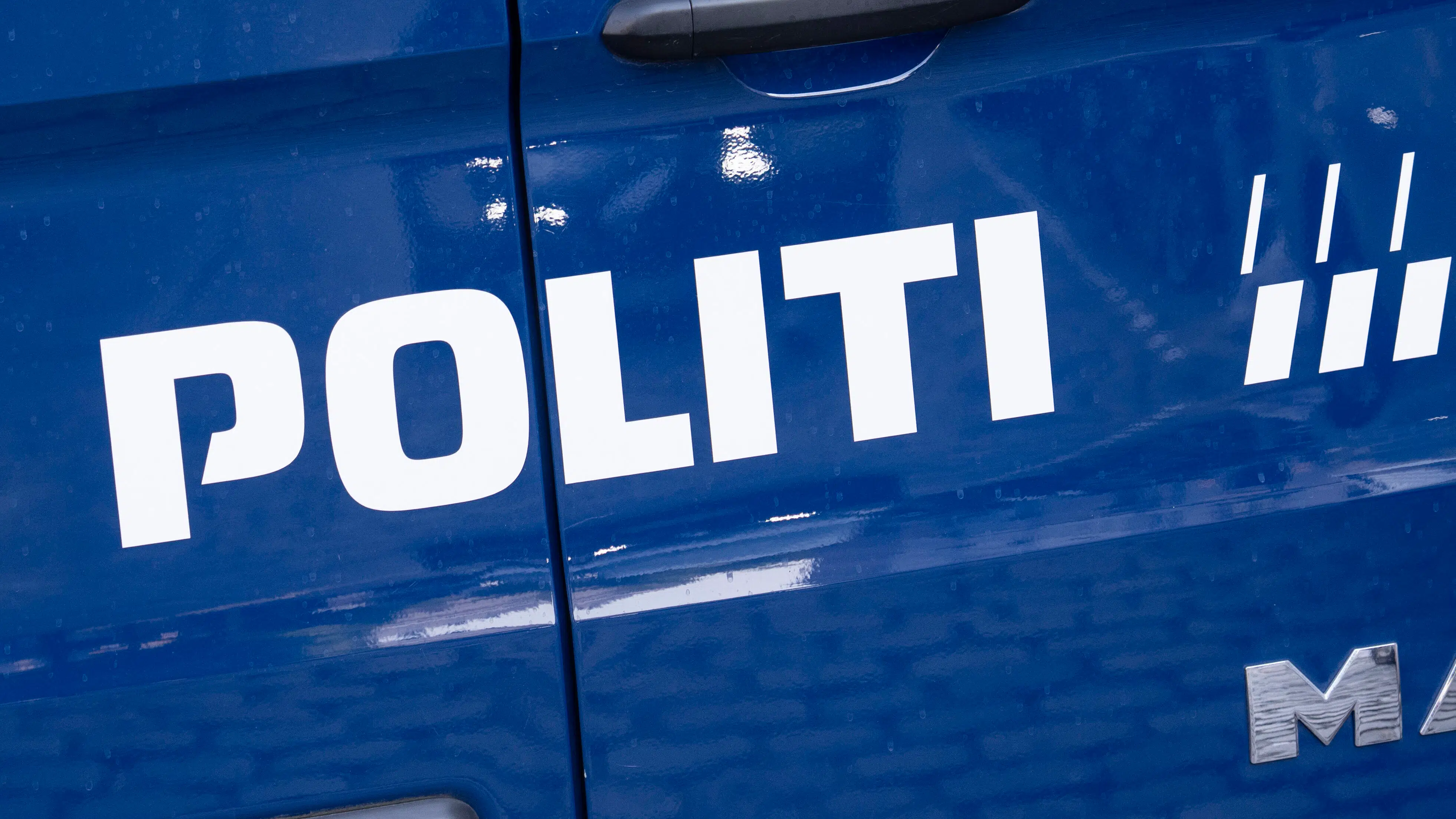 Politiet i vild biljagt i nat: 30-årig badet i sigtelser
