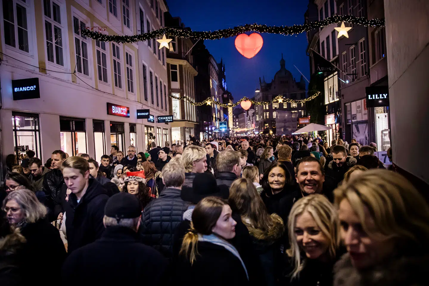 Mange af os har ofte store ambitioner og forventninger til, hvad vi skal præstere på privatfronten, for at det er en rigtig jul. Foto: Thomas Lekfeldt