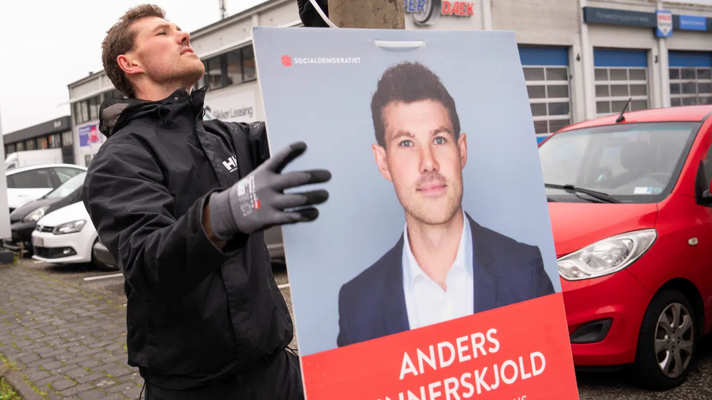 Borgmester i Aarhus, Anders Winnerskjold, stiller op for Socialdemokratiet. Her ses han ved valgkampens start. (Arkivfoto)