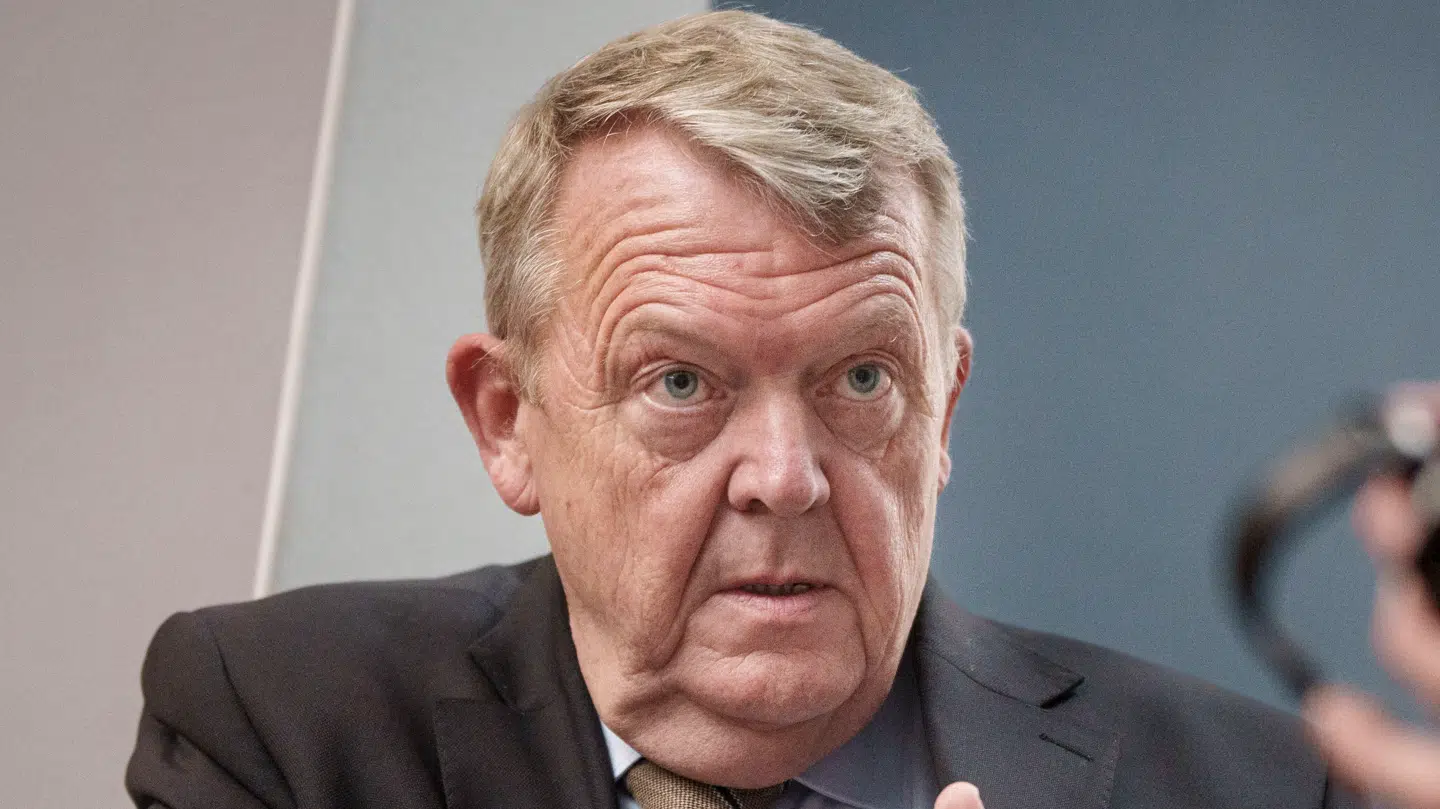 Udenrigsministeren er angiveligt nysgerrig på, hvorfor folk hader ham.