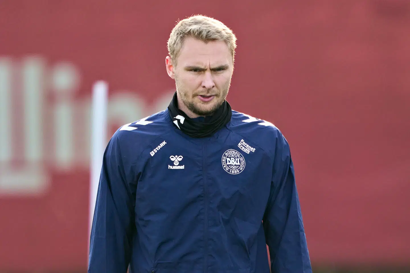 En fokuseret Victor Nelsson er tilbage på landsholdets træningsbane.