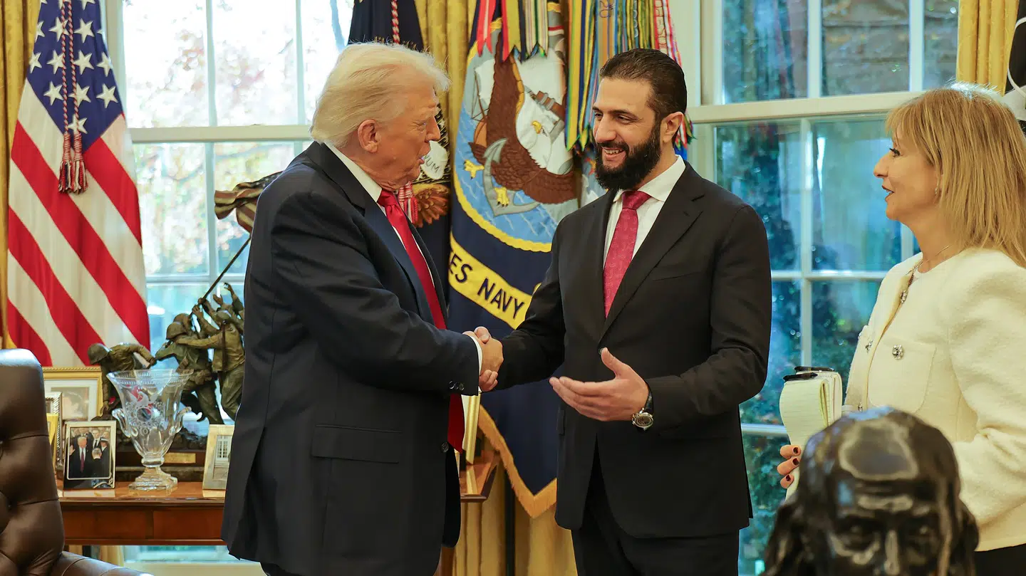 Syriens præsident Ahmed al-Sharaa møder USAs præsident Donald Trump i Det Hvide Hus, Washington, D.C., 10 november 2025.