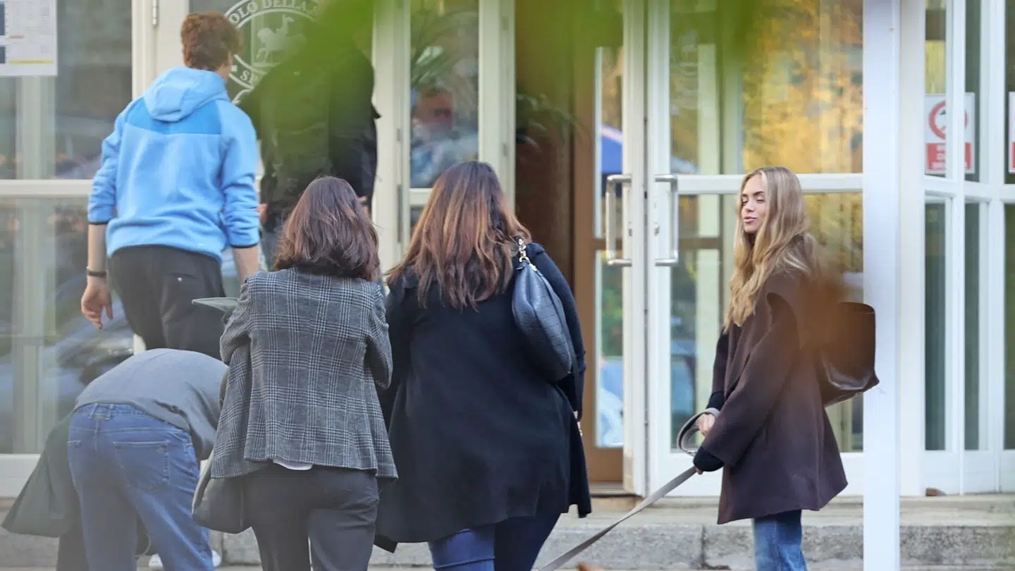 Kæresterygterne er brandvarme mellem de to.