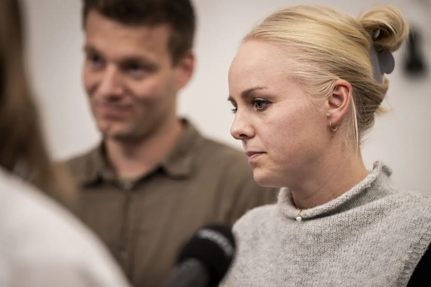 SF's politiske ordfører, Signe Munk, vil have landmændenes brug af bovaer sat på pause, efter at flere landmænd har indberettet, at deres køer mistrives.