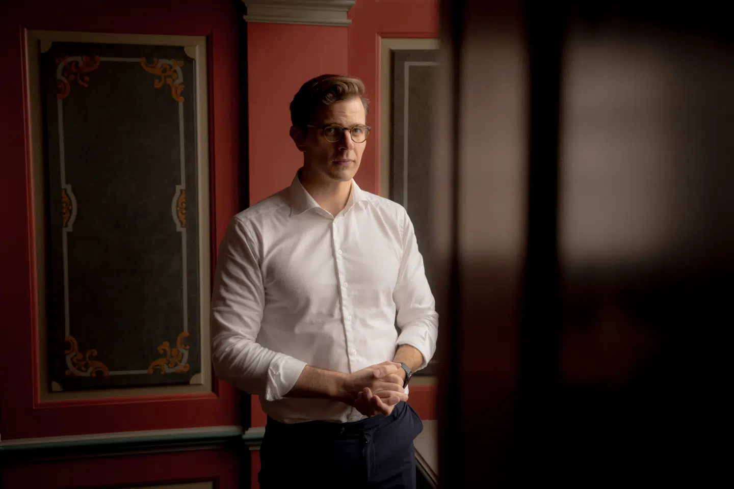 Liberal Alliances formand, Alex Vanopslagh, kalder det et »mageløst hykleri«, når Socialdemokratiet opstiller kandidater med forbindelse til Diyanet.