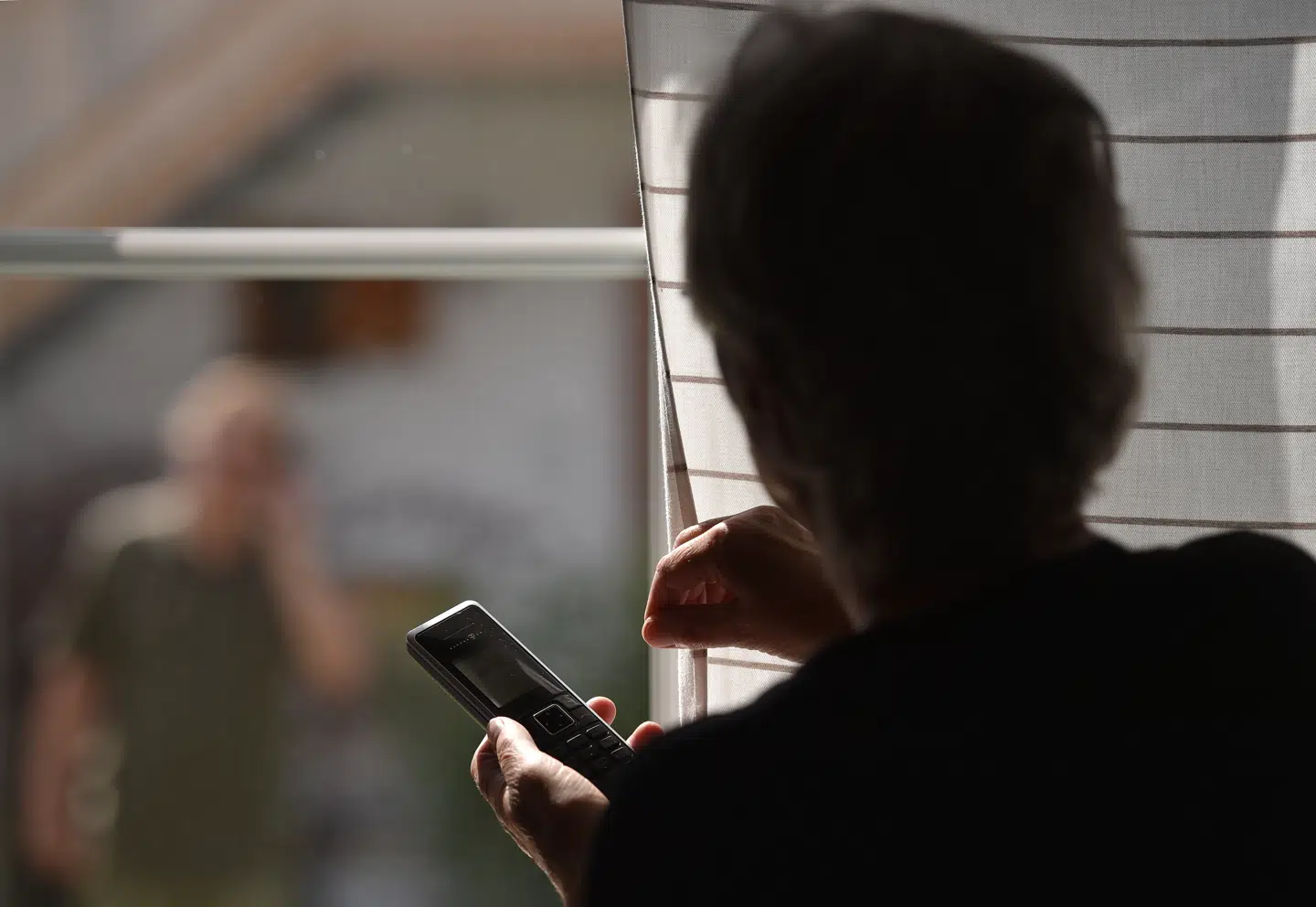 Over 100.00 danskere oplever årligt stalking. Kristina Antivakis' »Jeg stalker« tager os ind i et ellers lukket rum og sætter ord på, hvorfor nogle mennesker overvåger andre.