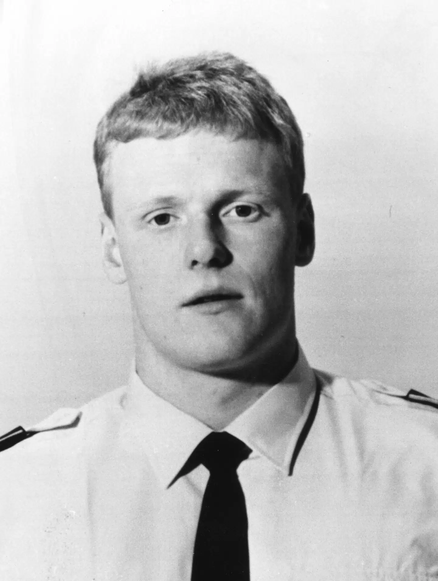 Politibetjent Jesper Egtved Hansen der blev dræbt af Blekingegade-banden, da de røvede Købmagergade Postkontor 4. november 1988.