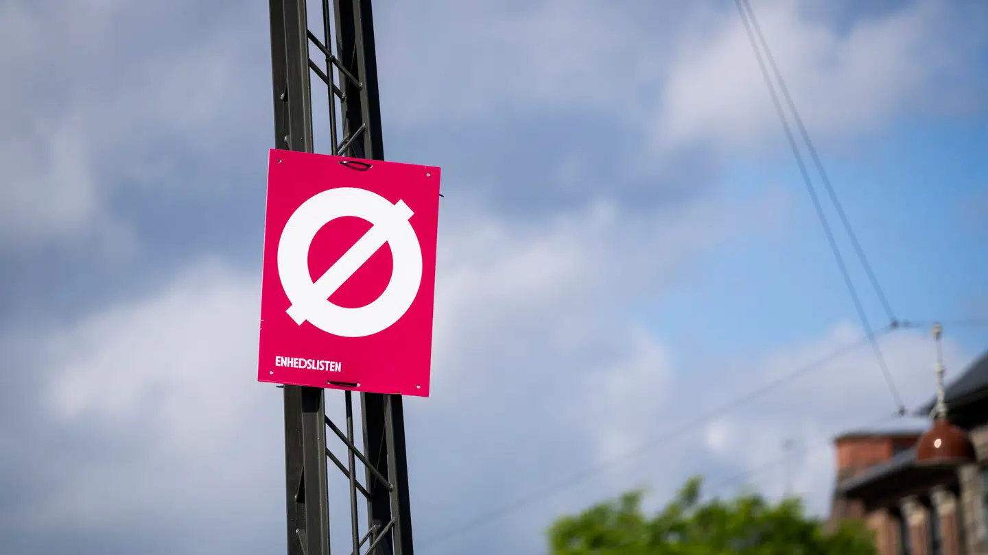 Reinout Bosch er formand for organisationen Institut for Marxistisk Analyse, og han var i 2022 med til at invitere Torkil Lauesen til at holde oplæg i et af Enhedslistens lokaler.