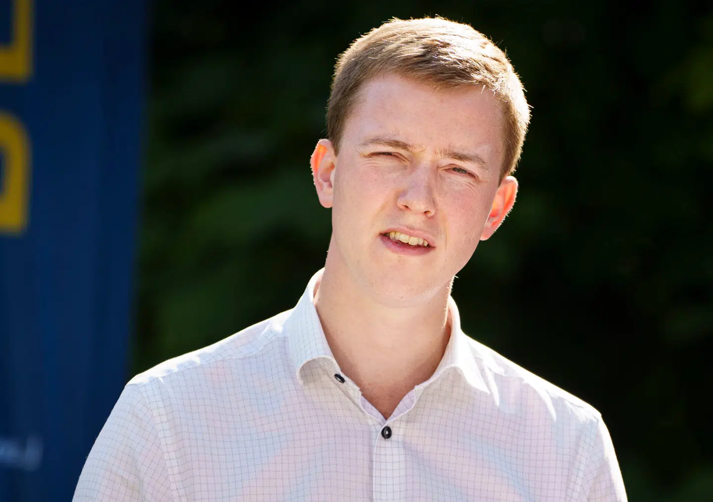 »Jeg har ikke ord for, at Enhedslisten i 2025 stadig finder det passende at indoktrinere deres medlemmer med marxistisk ideologi,« siger Dansk Folkepartis Mikkel Bjørn.