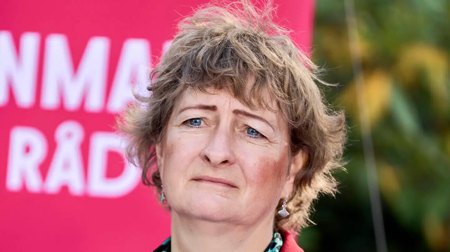 »Jeg vil opfordre Line Barfod og Enhedslisten til at tage øjeblikkelig afstand fra den ekstremt skadelige marxistiske tankegang, som har ført mange lidelser med sig gennem historien,« lyder kritikken blandt andet.