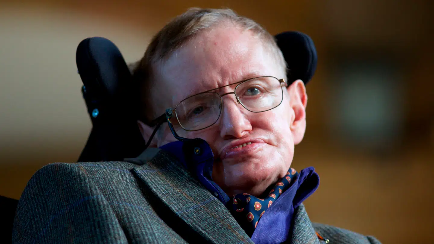 Den verdensberømte fysiker Stephen Hawking var bekymret over udviklingen af AI.