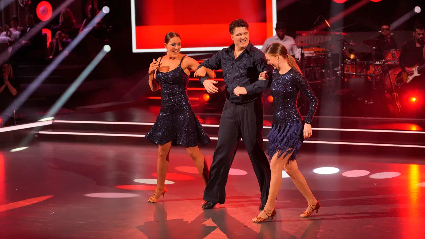 Alfred Míde Erichsen var i godt selskab til fredagens kvartfinale.