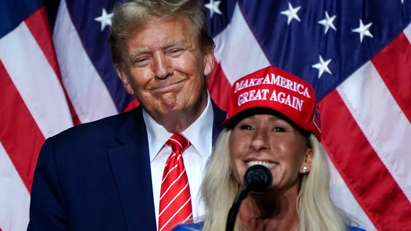 Engang storsmilede Præsident Donald Trump af Marjorie Taylor - hun fik sågar kindkys - men den tid er forbi.