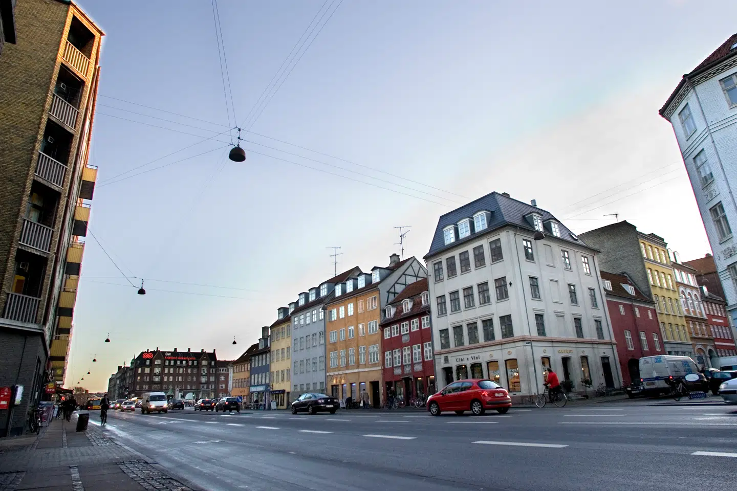 Torvegade er en af byens mest trafikerede gader. Nu skal gaden laves om.
