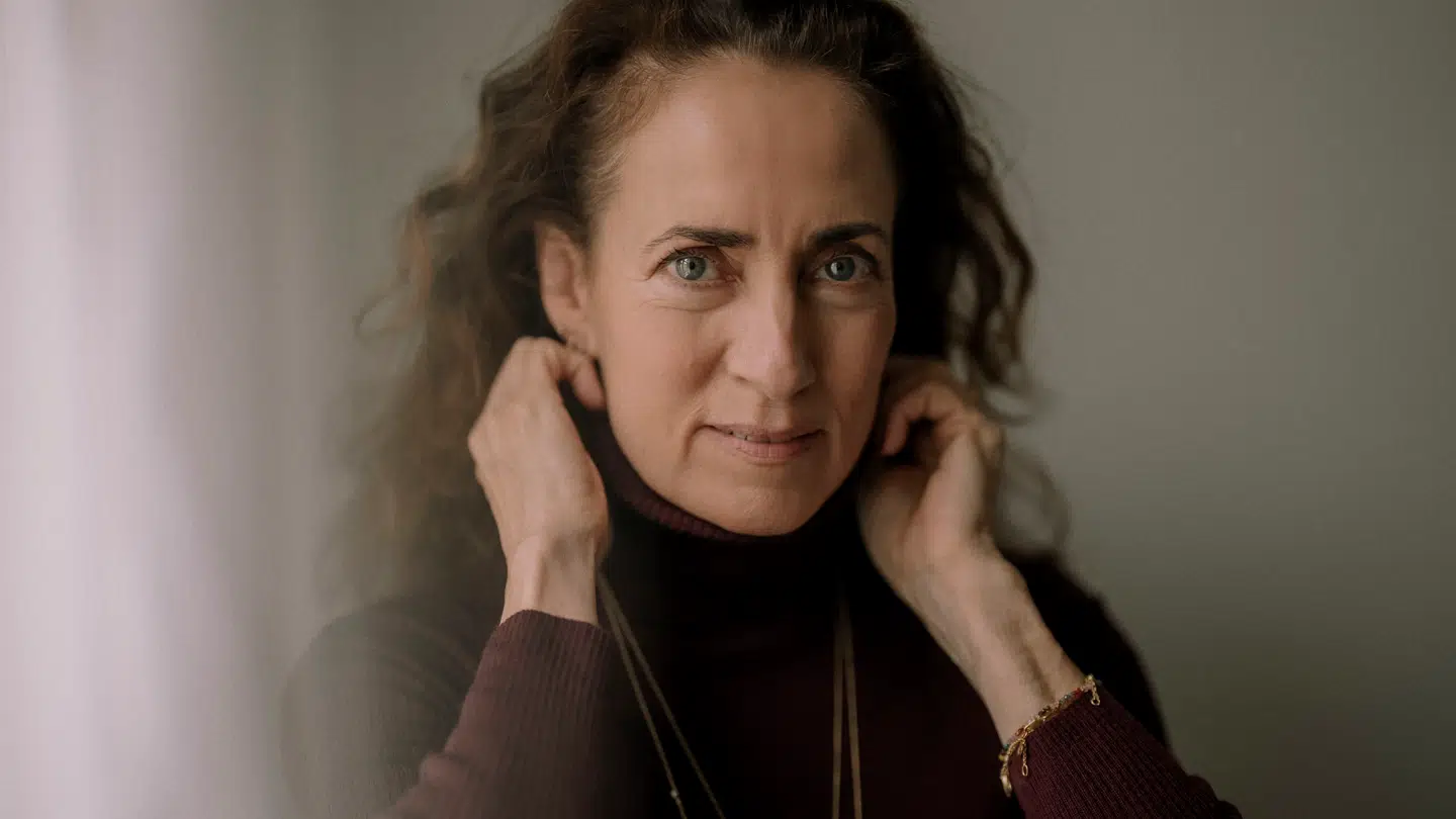 TV-profilen Camilla Miehe-Renard nyder livet i fuldedrag på egen hånd.