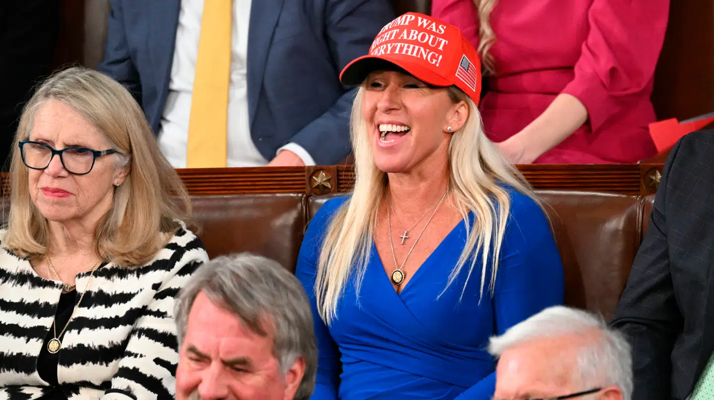 Så begejstret var Marjorie Taylor-Greene for Donald Trump, da præsidenten talte i Kongressen tilbage i marts. (Arkivfoto)