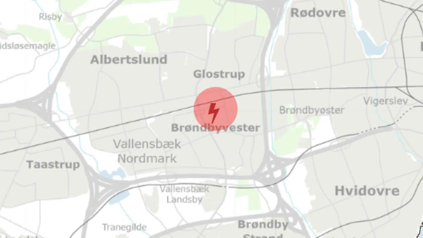Næsten 2000 husstande er i øjeblikket uden strøm på den københavnske vestegn.