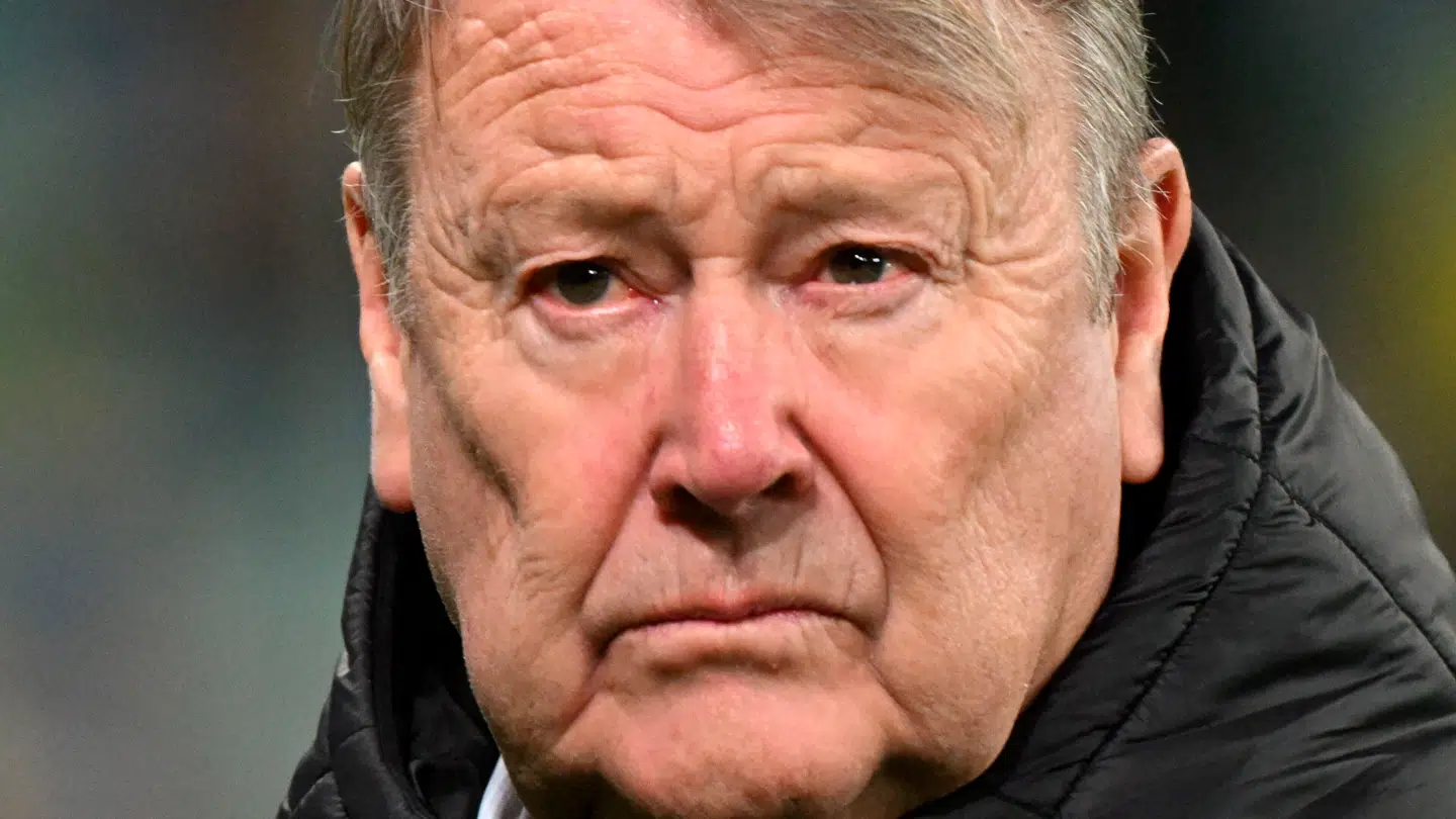 Den tidligere danske landstræner Åge Hareide er angiveligt 'alvorligt syg'.