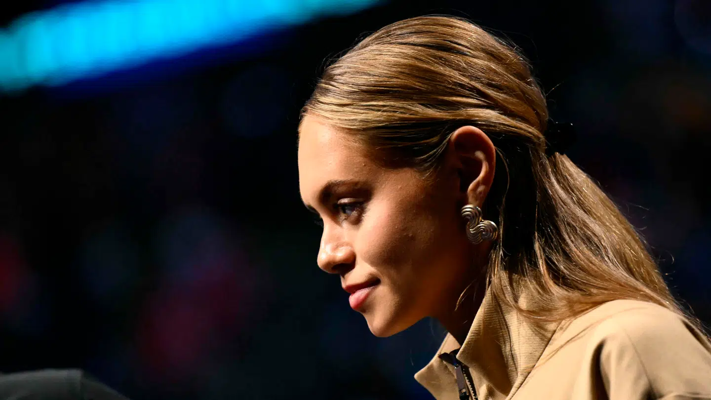 Laila Hasanovic var igen at finde i Jannik Sinners boks under italienerens semifinale i ATP Finals.