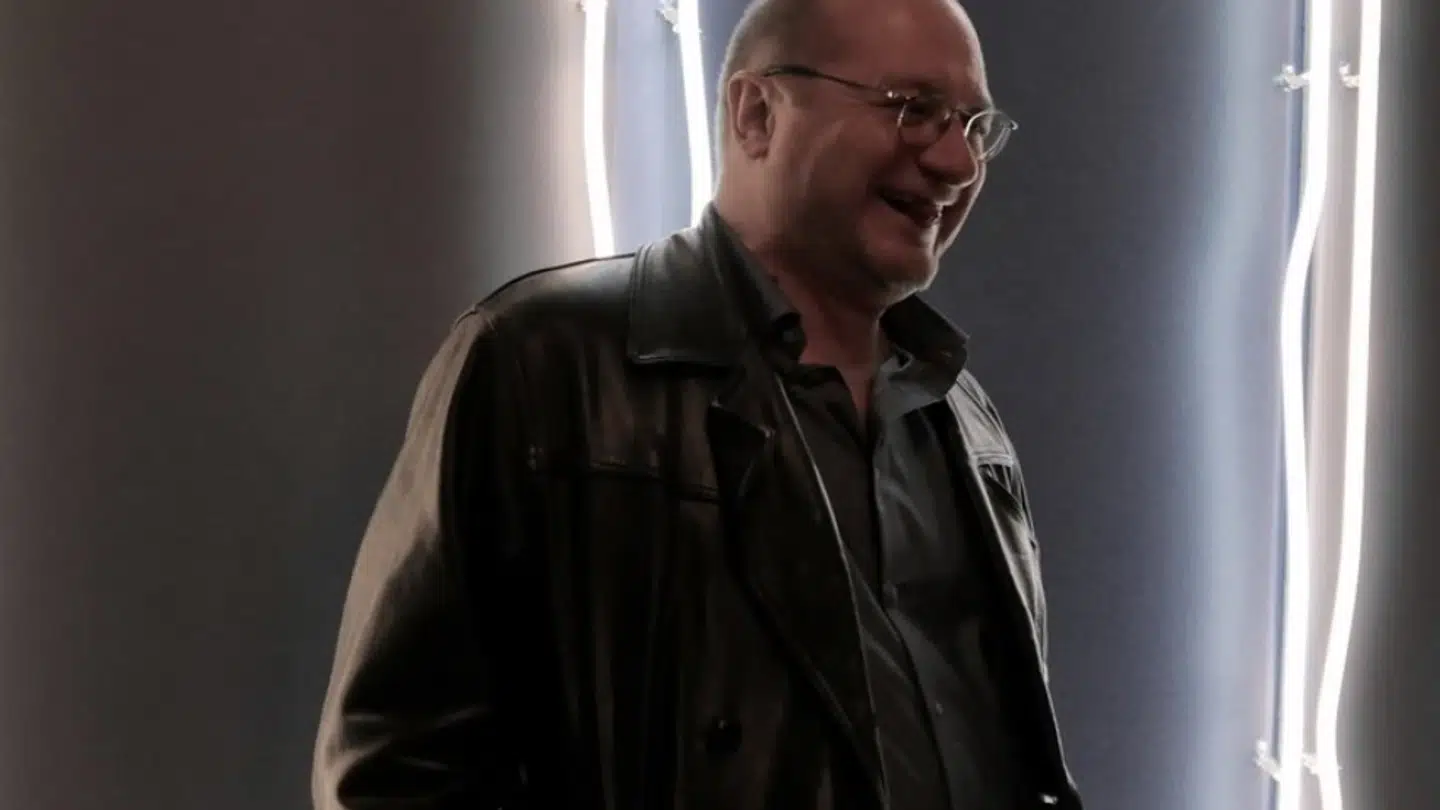 I sin tid som manuskriptforfatter vandt Dan McGrath to Emmy'er.