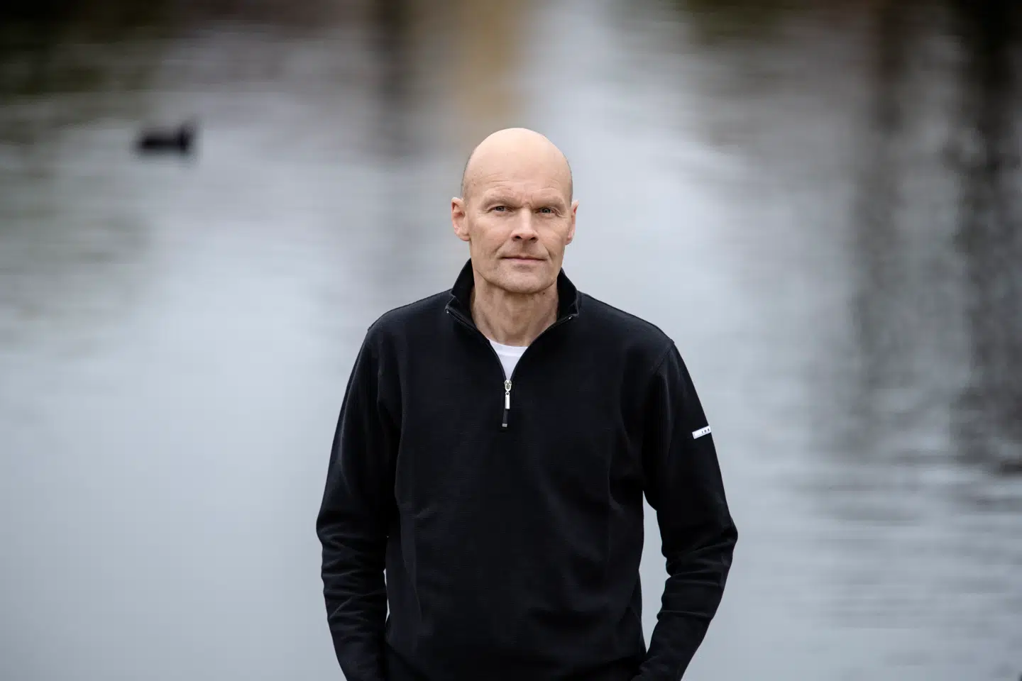 Dennis Jürgensens nye krimi er ret klichéfyldt, ret underholdende og ret usandsynlig.