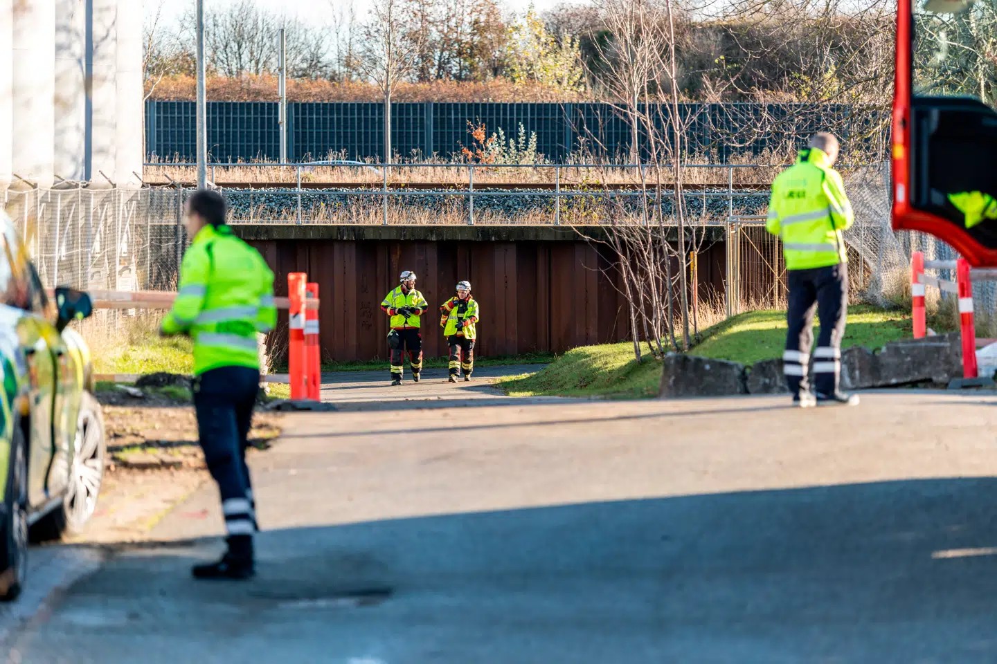 Midt- og Vestsjællands Politi er tilstede på regionaltogstrækningen mellem Solrød og Karlslunde på Østsjælland mandag 17. november.