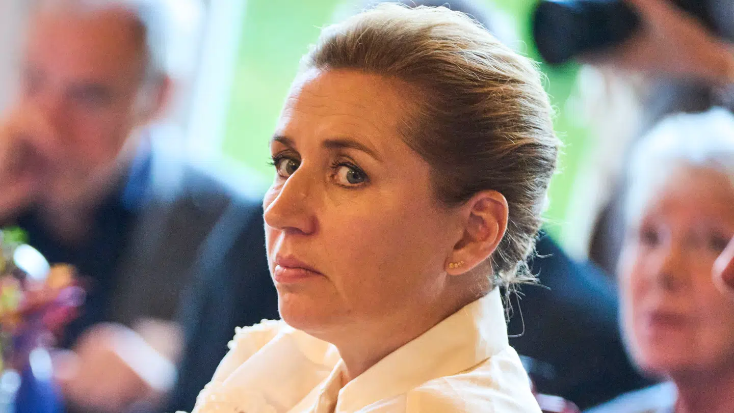 Statsminister Mette Frederiksen (S) er kommet lidt i fedtefadet efter et ellers hamløst interview på de sociale medier.