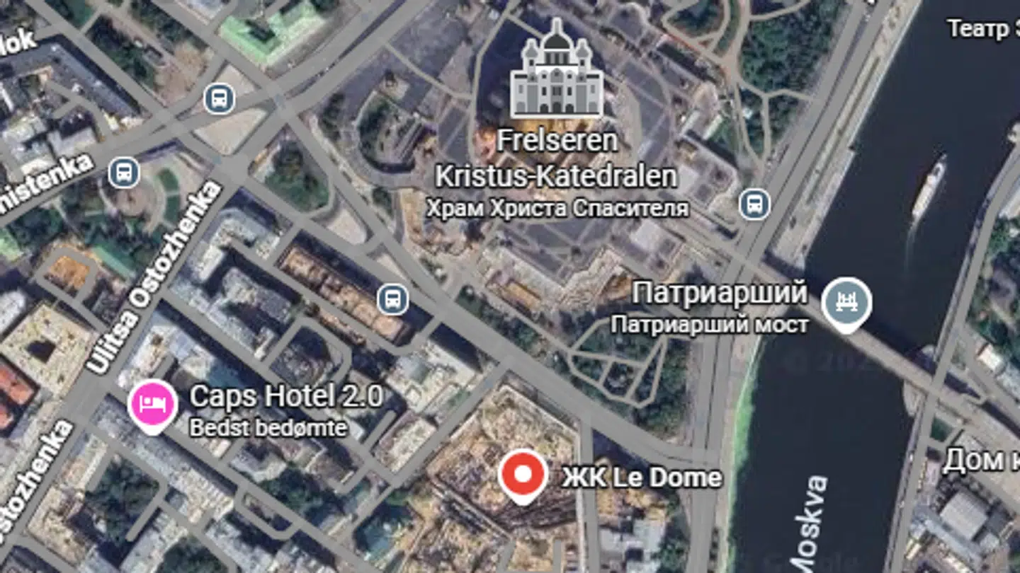 På google maps ses placeringen af Katedralen og luksusbyggeriet Le Dome.