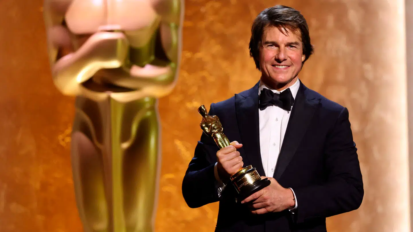 Tom Cruise modtog søndag aften amerikansk tid sin æres-Oscar til Governors Awards på scenen i Ovation Hollywood i Los Angeles.