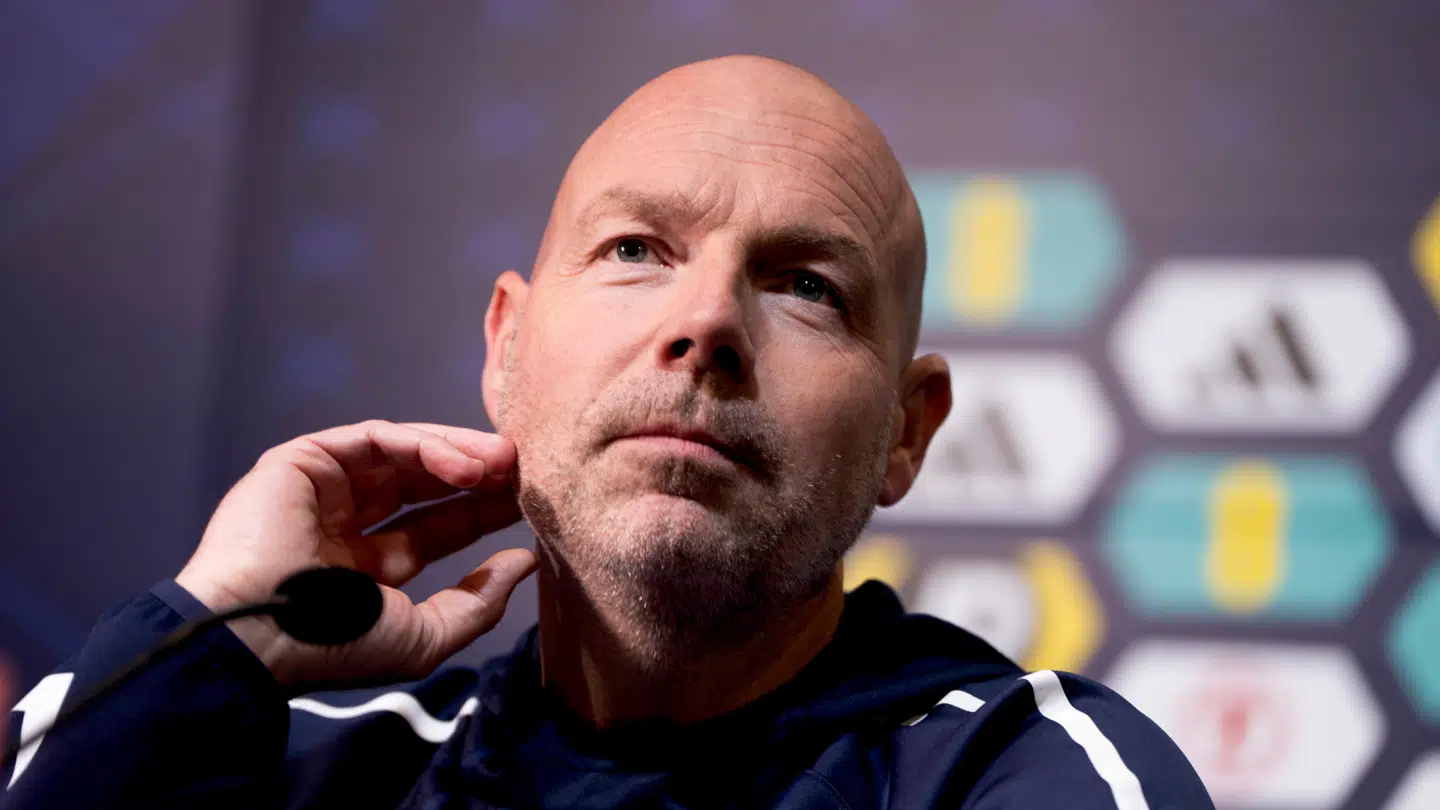 Brian Riemer under mandagens pressemøde.