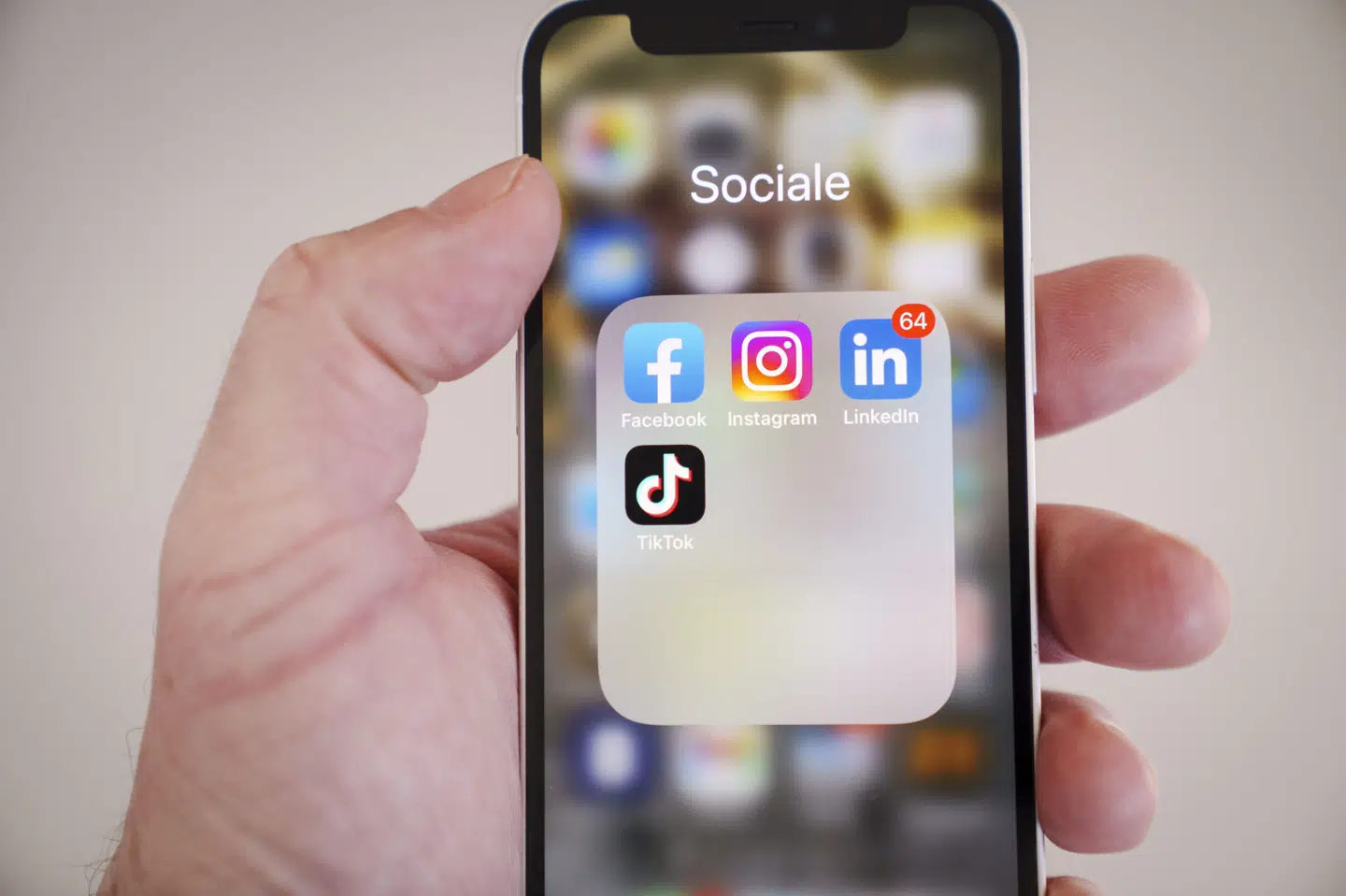 Sociale medier bliver mere og mere vigtige i politiske valgkampe. I løbet af kommunalvalgkampen er der kommet nye regler for, hvordan politikere må annoncere via sociale medier. Og det kan have en stor betydning mener ekspert. (Arkivfoto).