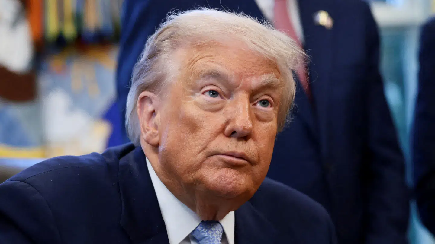 Donald Trump har lidt et sjældent internt nederlag i forbindelse med sagen om Epstein-dokumenterne.