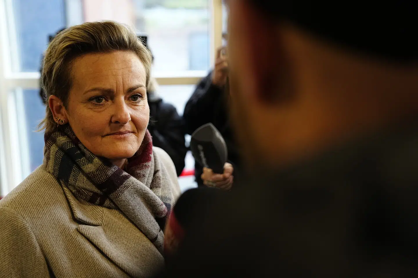 Overborgmesterkandidat Pernille Rosenkrantz-Theil (S) afgav tirsdag sin stemme til kommunalvalget på Bellahøj Skole i København.