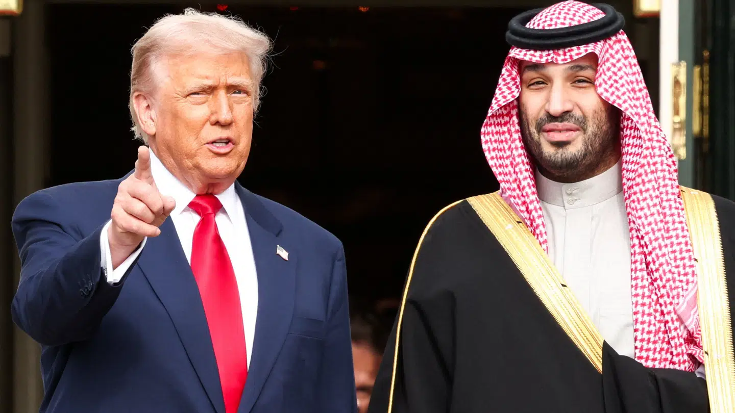 Tirsdag kunne de to statsledere give hinanden et håndtryk og Trump kunne byde den saudiske kronprins velkommen.