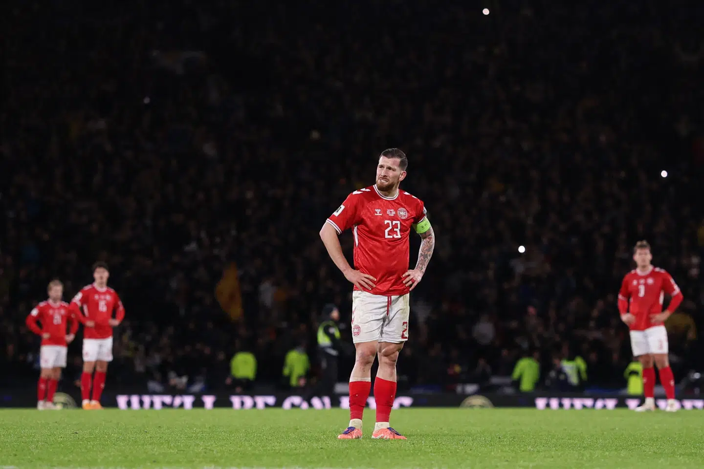 Pierre-Emile Højbjerg og holdkammeraterne klarede ikke paragrafferne i Skotland og må ud i playoffkampe.