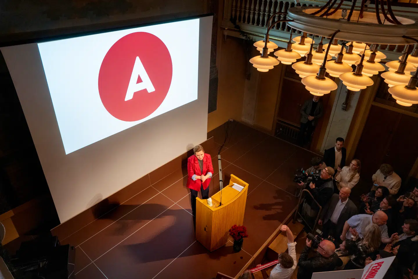 Efter stemmerne er talt op ved kommunalvalget, har Socialdemokratiet mistet borgmesterposter i flere højborge rundt omkring i landet og er ikke længere næststørst på Københavns Rådhus.