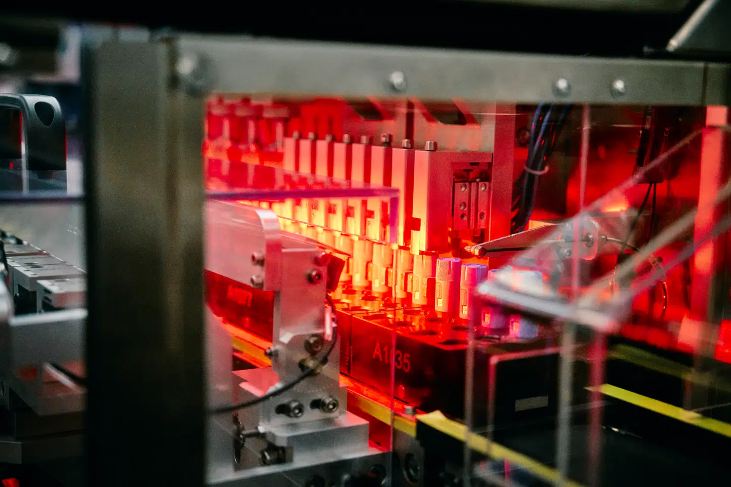 Der er gang i hjulene i den danske økonomi, der uventet havde en ganske stor fremgang i 3. kvartal. Det skyldes ikke mindst medicinalindustrien.