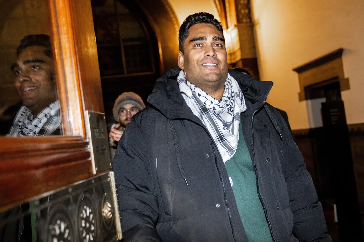 Sikandar Siddique ankom natten til onsdag til Københavns Rådhus, hvor han fremover har plads.