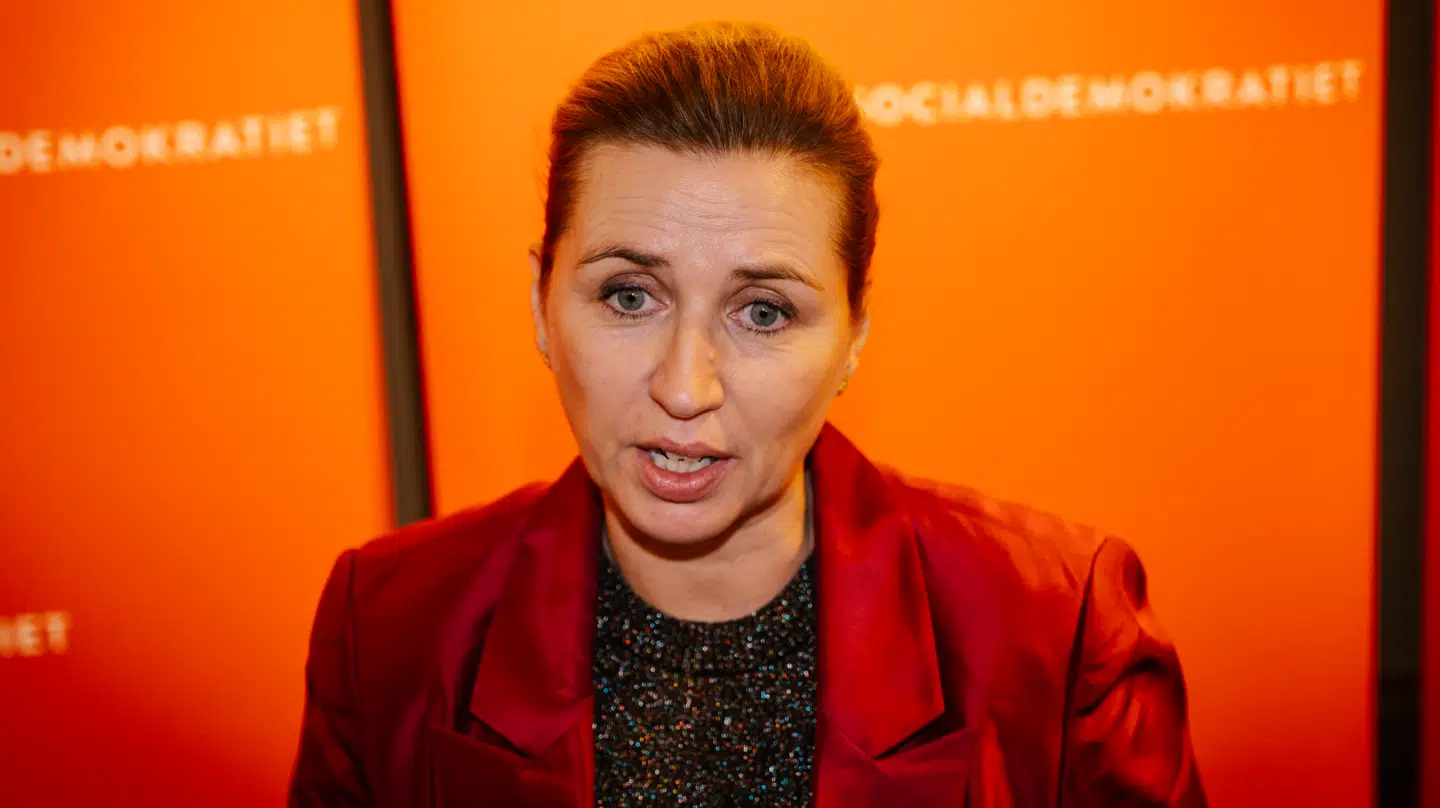 »Der er ikke nogen politisk leder, der kan holde til tre nederlag i træk, hvis hun også taber folketingsvalget, så er det et søm i Mettes kiste,« understreger Joachim B. Olsen.