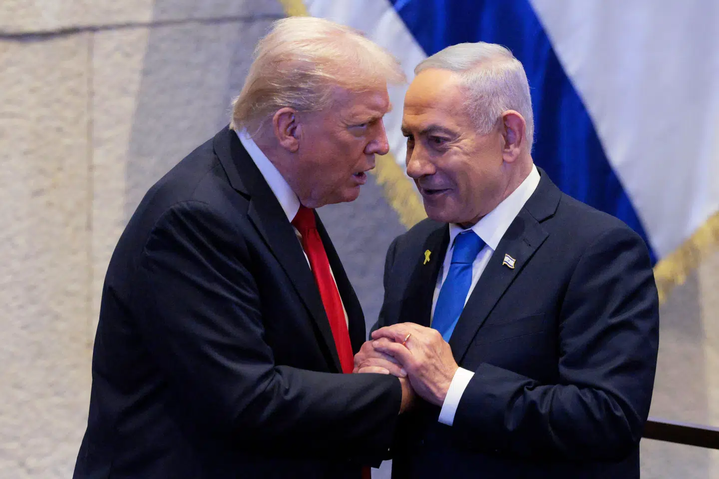 USA og Israel er tætte allierede. Her ses USA's præsident, Donald Trump, og Israels premierminister, Benjamin Netanyahu, i Jerusalem i Israel 13. oktober. (Arkivfoto).