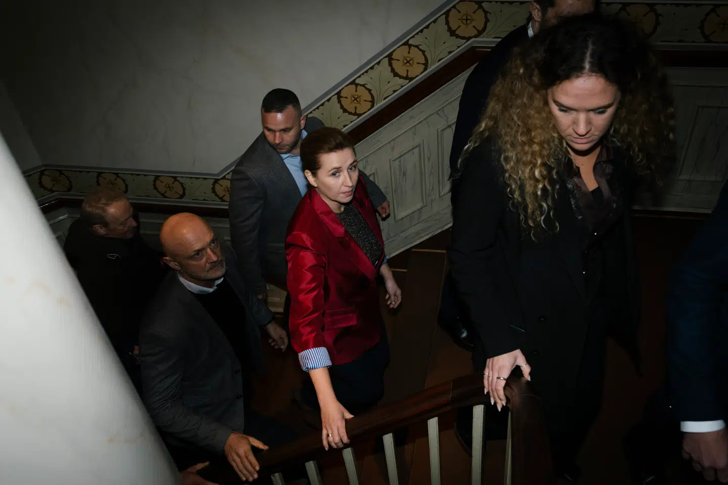 Der var ikke meget at smile af, da Mette Frederiksen på valgaftenen troppede op til valgfest på Arbejdermuseet.