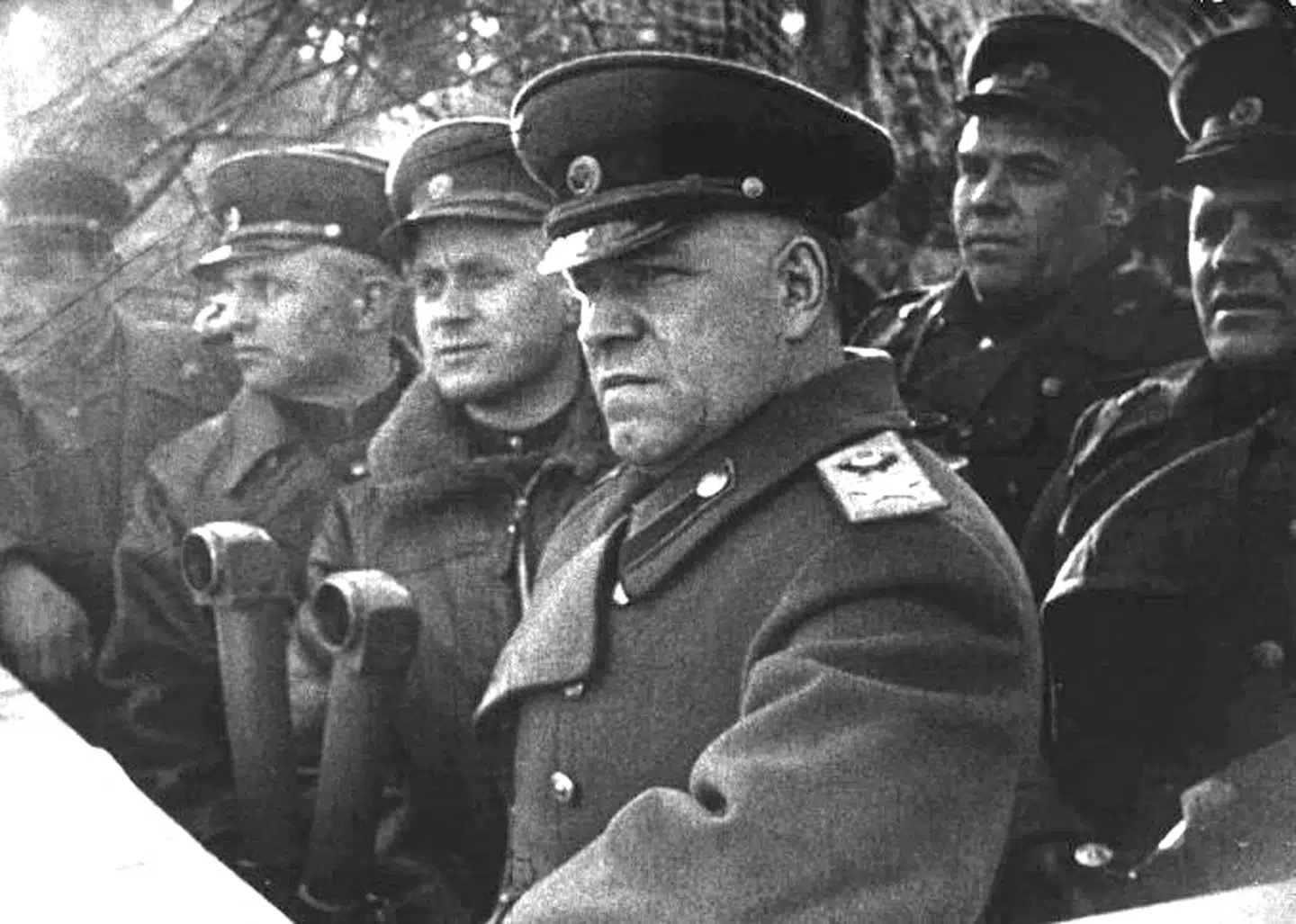 Den russiske general, Georgi Zhukov og hans folk stod i spidsen for dele af russiske hær, da russerne indtog Berlin i 1945.