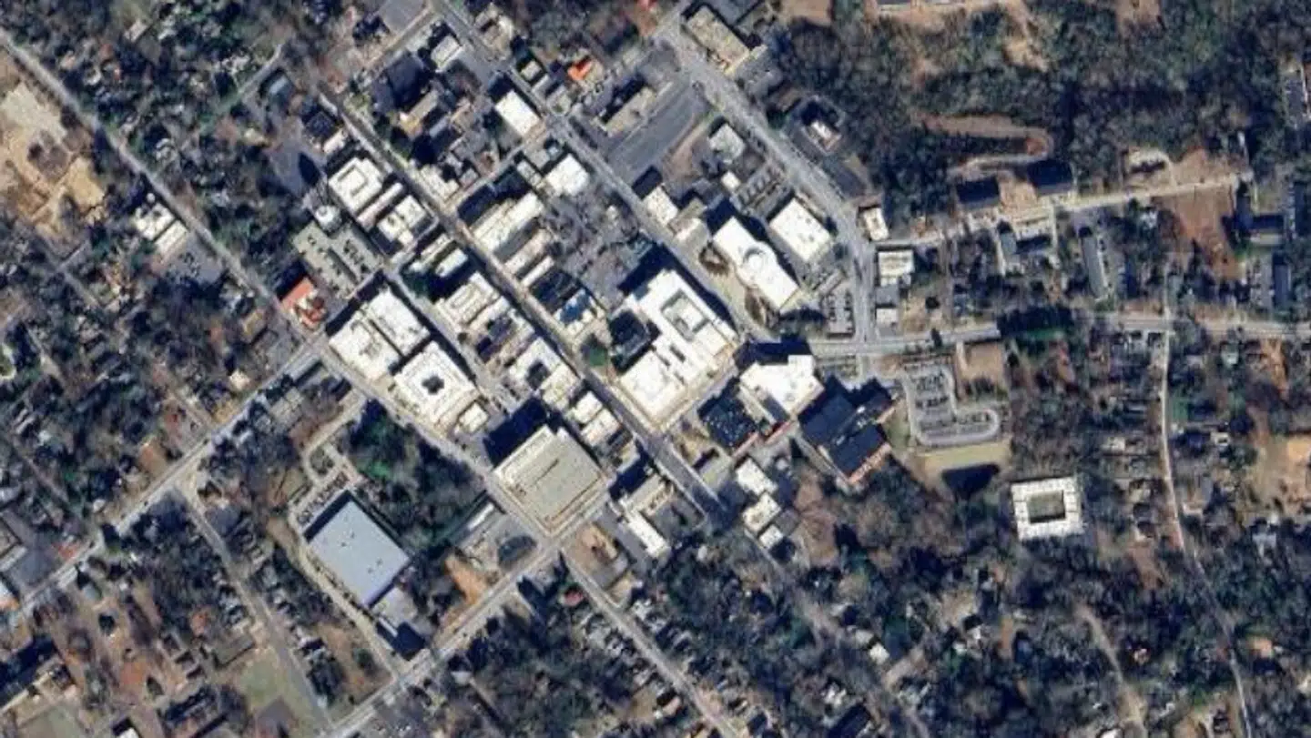 Skyderiet fandt sted tæt på krydset ved Union Street South og Corban Avenue i Concord.