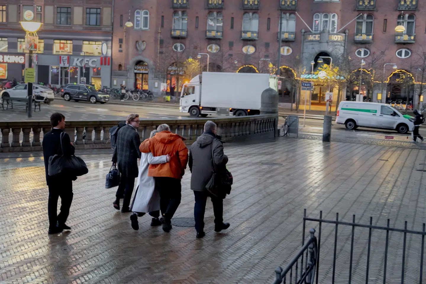 Pernille Rosenkrantz-Theil (S) forlod Københavns Rådhus onsdag morgen efter valgnederlaget. Nu forlader hun dansk politik. Derfor er processen om at finde Socialdemokratiets nye fagborgmester i København gået i gang, siger lokal S-formand.