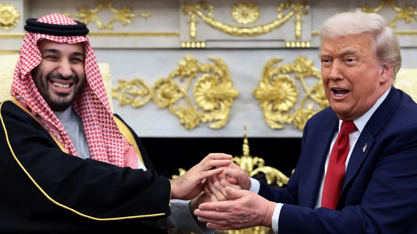 Donald Trump havde tirsdag besøg af Saudi-Arabiens kronprins, Mohammed bin Salman, i Det Hvide Hus. Kronprinsen varslede investeringer i USA for over 1000 milliarder dollar i USA.