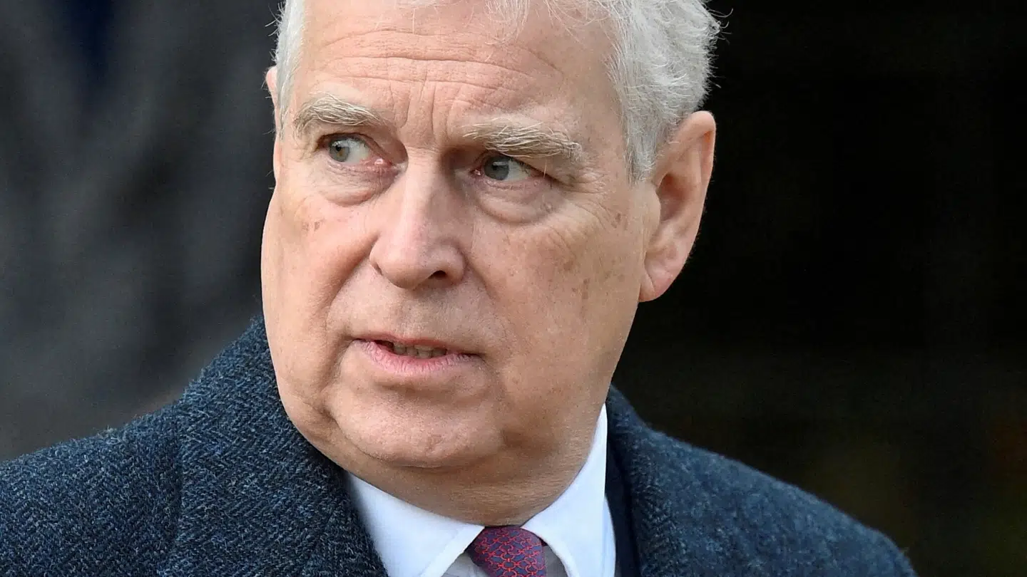 Andrew Mountbatten-Windsor har i efteråret mistet sin prinsetitel, sine royale beføjelser og sin bopæl.