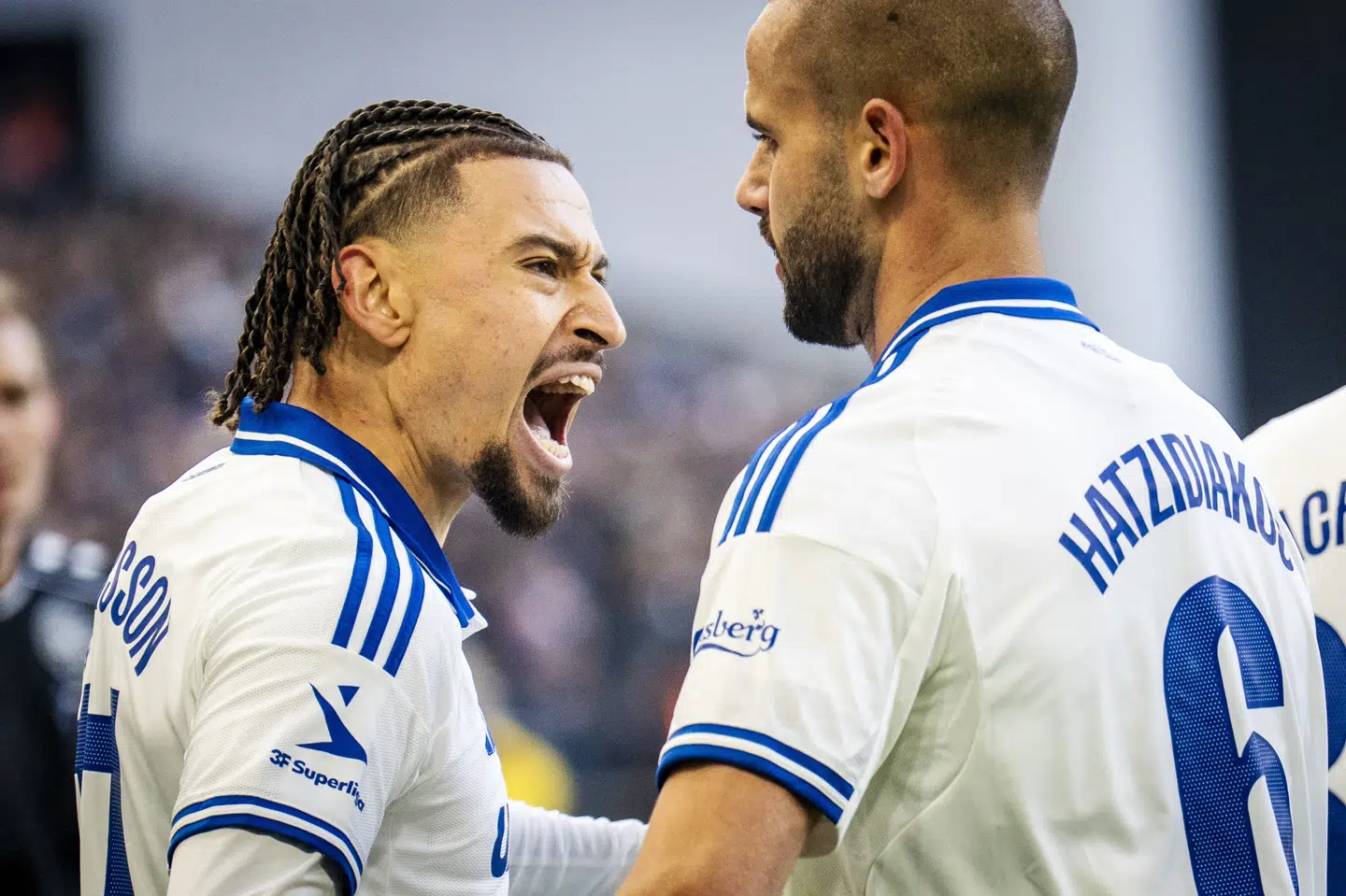 Jordan Larsson var på vej til at blive skiftet ud, men svenskeren blev beordret til at blive på banen og tage det straffespark, der skulle vise sig at blive afgørende.