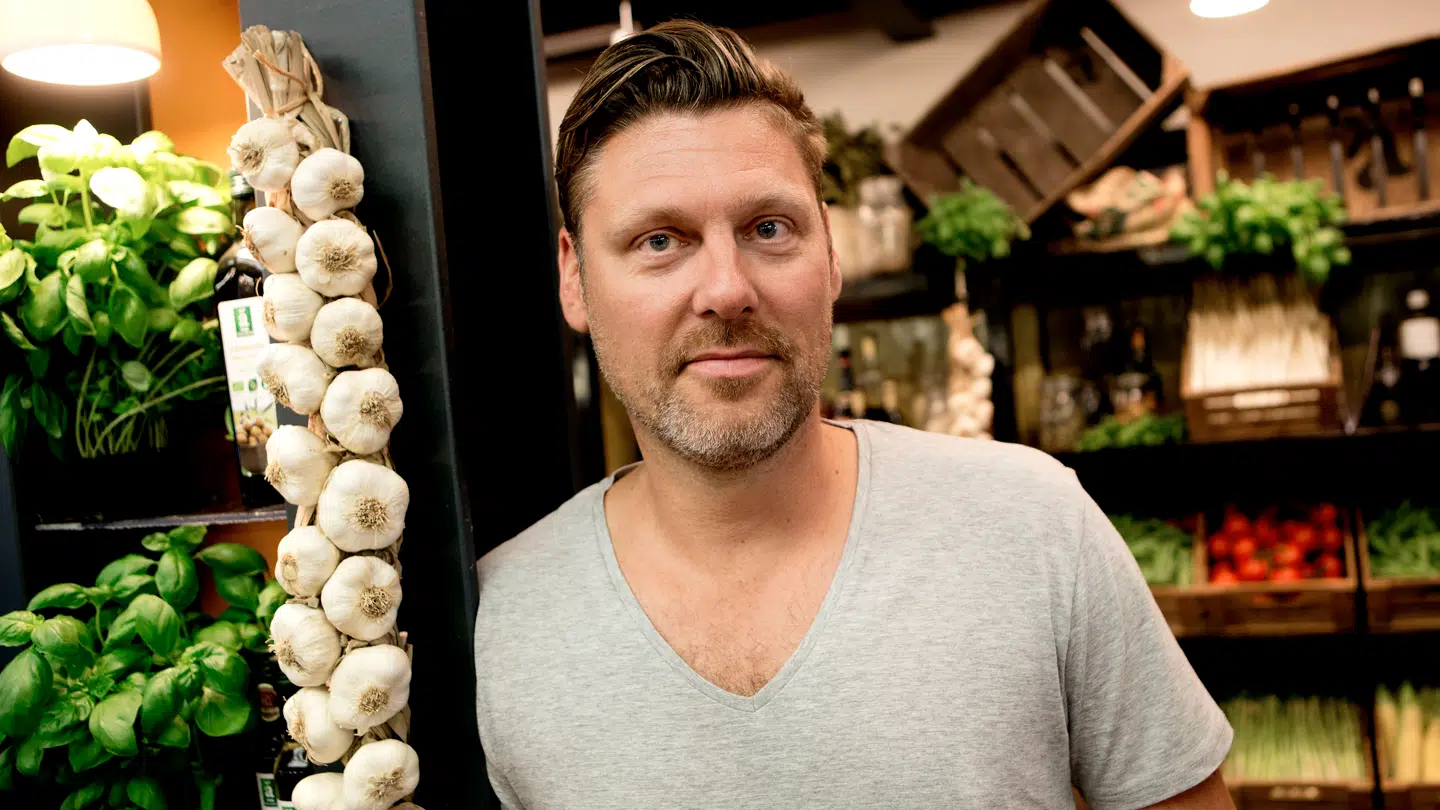 Timm Vladimir har i lidt over et år dannet par med kæresten Annemette Holtz.