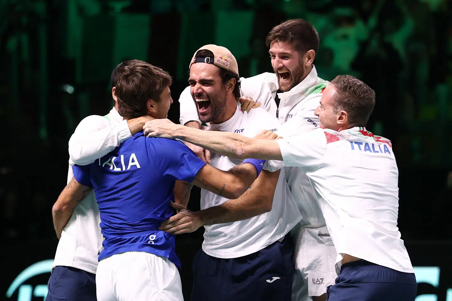 Flavio Cobolli sikrede Italien den tredje Davis Cup-triumf i træk.