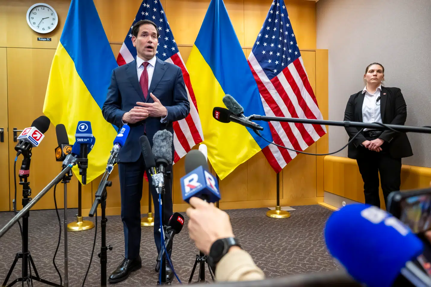 Marco Rubio, USAs udenrigsminister, åbnede søndag for muligheden for at rykke torsdagens deadline til Ukraine længere ud i fremtiden.